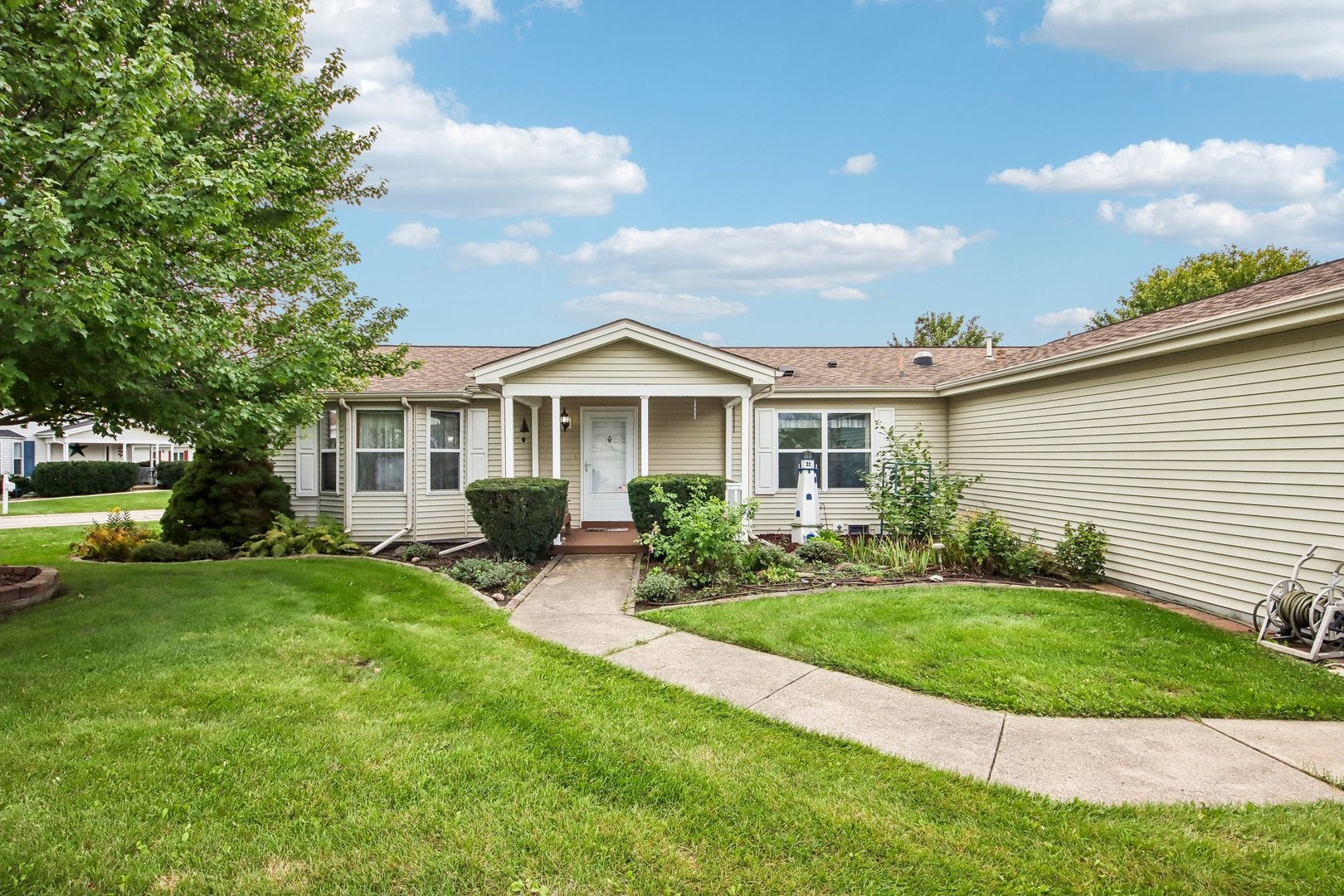3519 Blue Heron Circle
