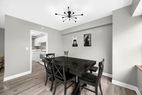 Tiny photo for 4200 N Marine Drive #602, Chicago, IL 60613 (MLS # 12521481)