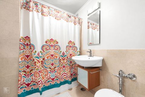 Tiny photo for 4200 N Marine Drive #602, Chicago, IL 60613 (MLS # 12521481)