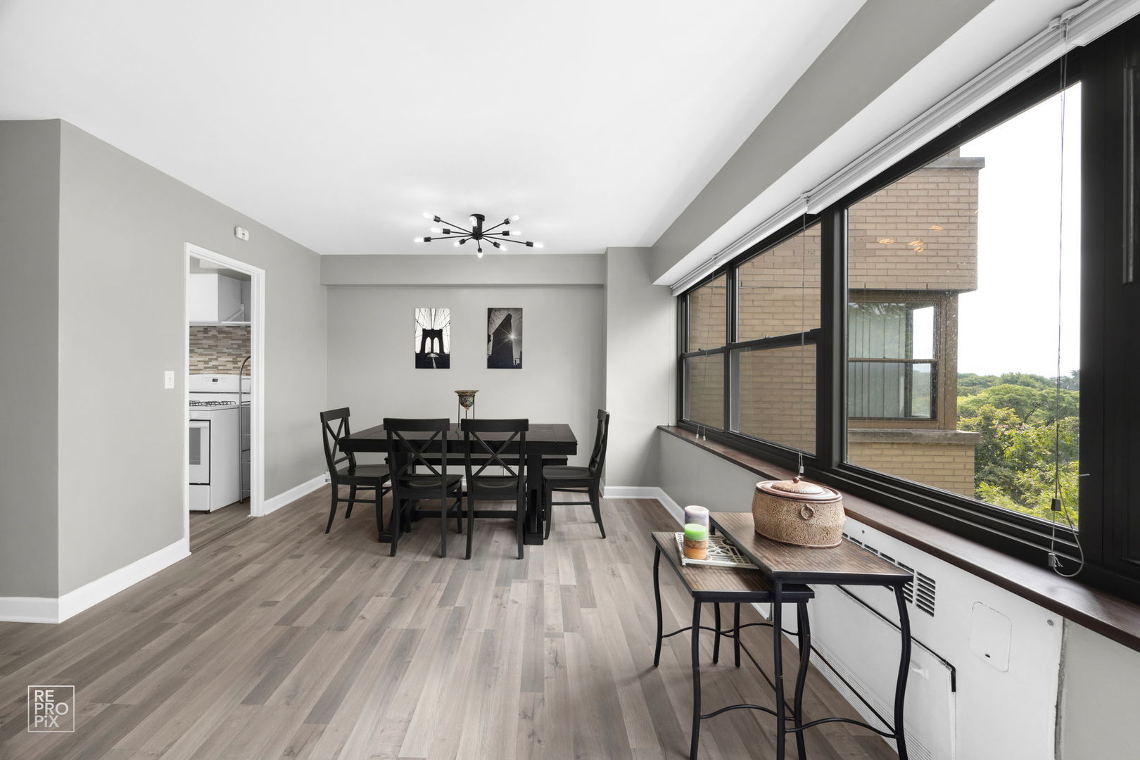 4200 N Marine Drive 602