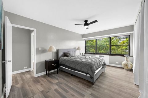 Tiny photo for 4200 N Marine Drive #602, Chicago, IL 60613 (MLS # 12521481)