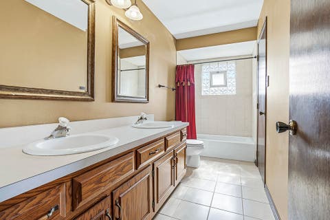 Tiny photo for 14843 Anne Court, Oak Forest, IL 60452 (MLS # 12684590)
