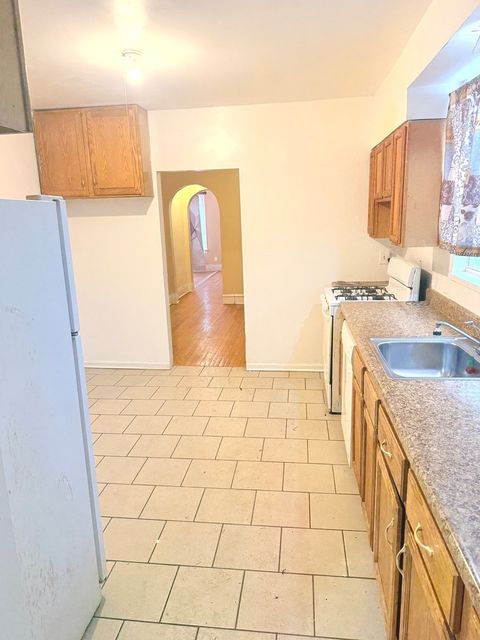 Tiny photo for 8352 S Phillips Avenue, Chicago, IL 60617 (MLS # 12563395)