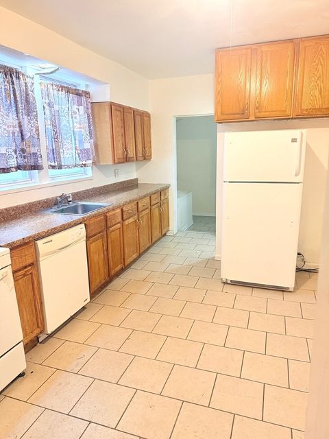Tiny photo for 8352 S Phillips Avenue, Chicago, IL 60617 (MLS # 12563395)