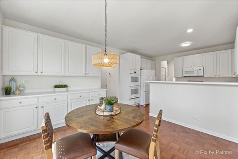 Tiny photo for 2410 Lindsay Court, West Chicago, IL 60185 (MLS # 12615563)