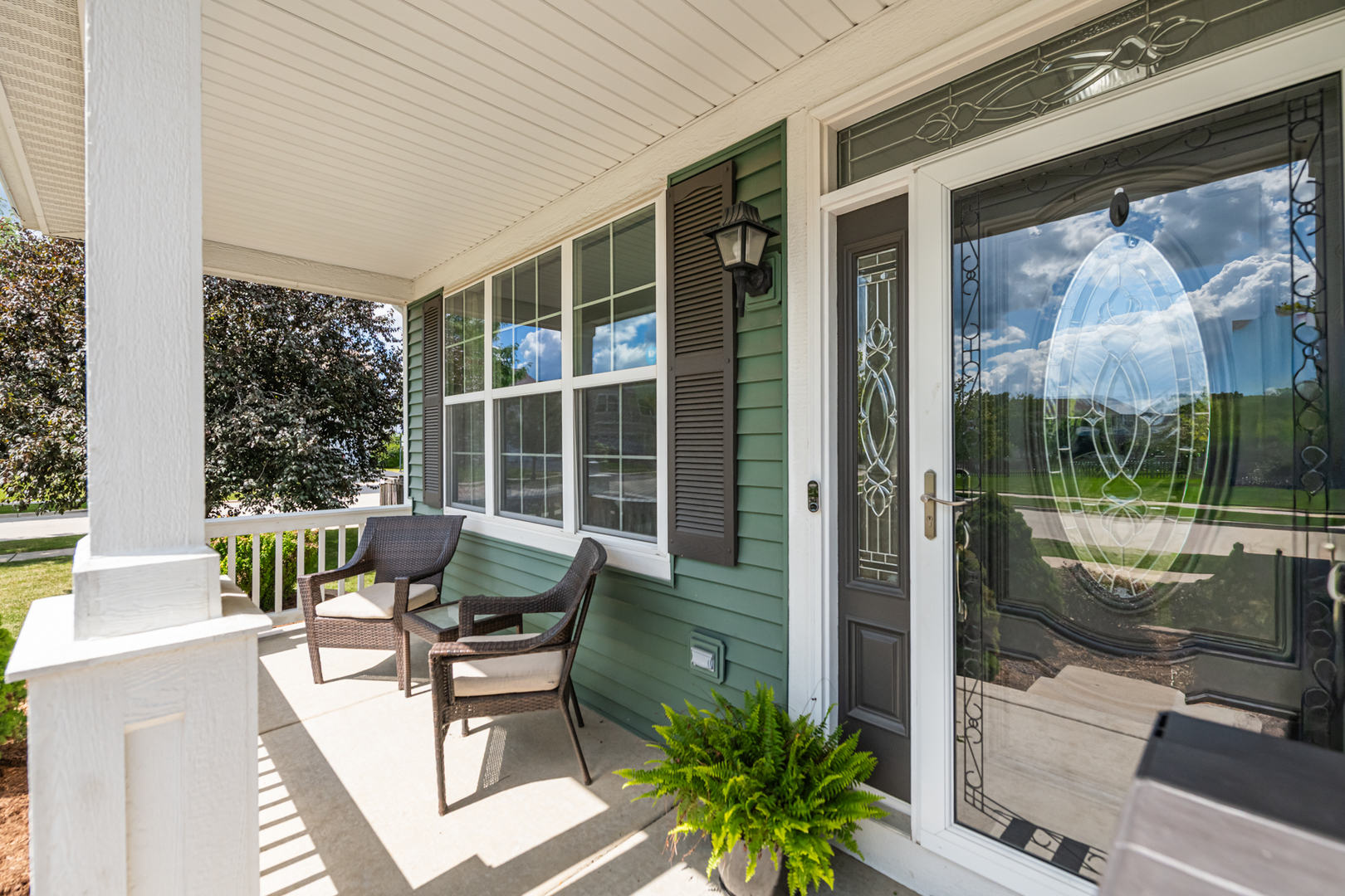 2373 Heron Lane