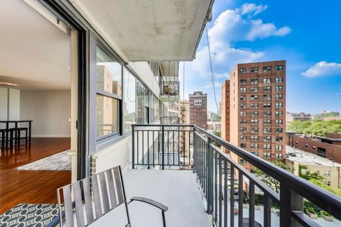 Tiny photo for 3430 N Lake Shore Drive #10M, Chicago, IL 60657 (MLS # 12418867)