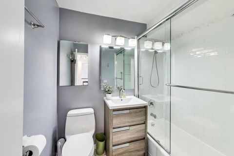 Tiny photo for 3430 N Lake Shore Drive #10M, Chicago, IL 60657 (MLS # 12418867)