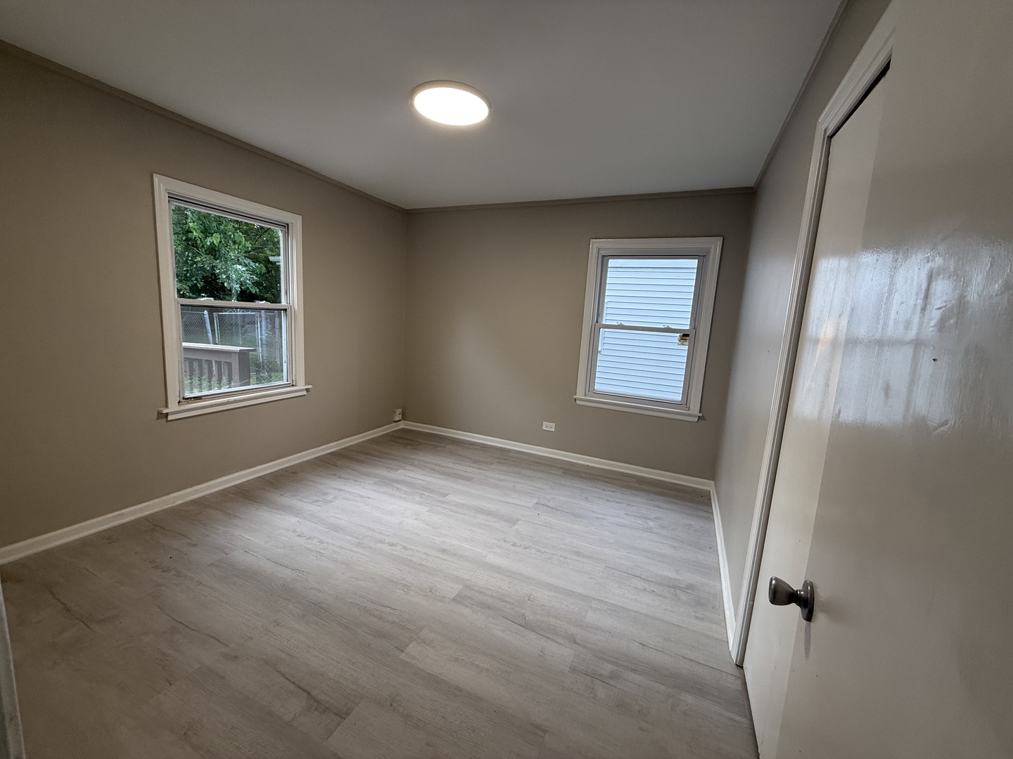 16 S Midland Avenue