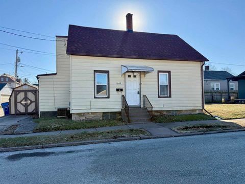 Photo of 1649 Florence Ln Lane, Davenport, IA 52804 (MLS # 100000580)