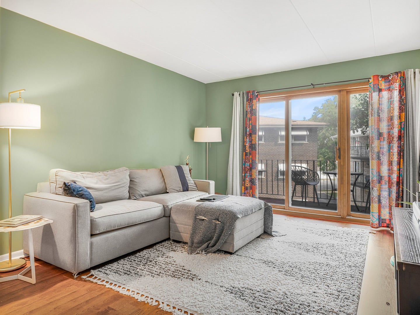 4530 W 93rd Street 2D