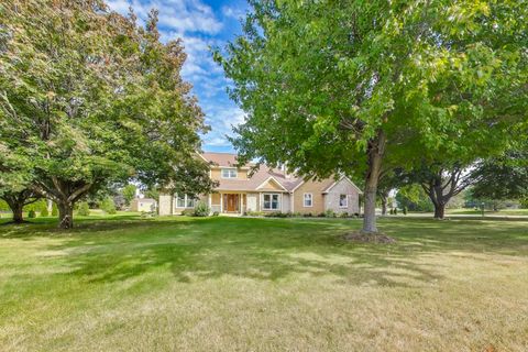 Tiny photo for 1710 Elm Street, Spring Grove, IL 60081 (MLS # 12471028)