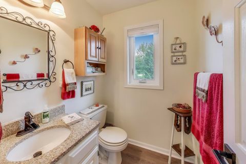 Tiny photo for 1710 Elm Street, Spring Grove, IL 60081 (MLS # 12471028)