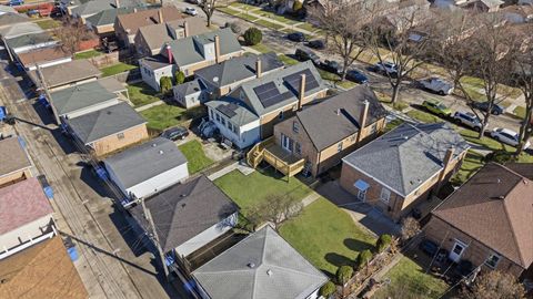 Tiny photo for 7230 S Avers Avenue, Chicago, IL 60629 (MLS # 12616516)