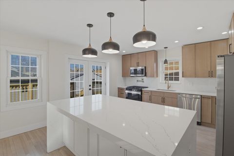 Tiny photo for 7230 S Avers Avenue, Chicago, IL 60629 (MLS # 12616516)