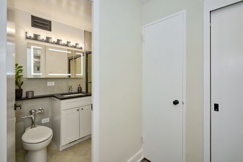 Tiny photo for 3950 N Lake Shore Drive #904, Chicago, IL 60613 (MLS # 12519715)