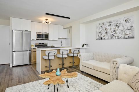 Tiny photo for 3950 N Lake Shore Drive #904, Chicago, IL 60613 (MLS # 12519715)