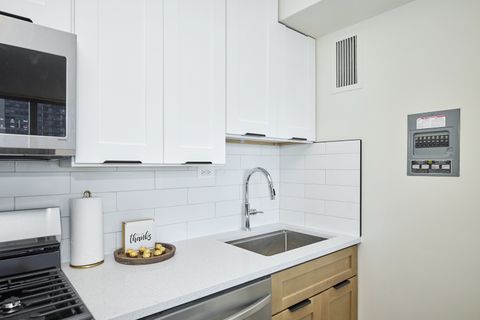 Tiny photo for 3950 N Lake Shore Drive #904, Chicago, IL 60613 (MLS # 12519715)