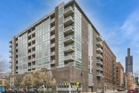 225 S Sangamon Street 702 Chicago IL 60607