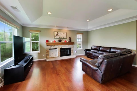 Tiny photo for 1960 Crenshaw Circle #1960, Vernon Hills, IL 60061 (MLS # 12703105)