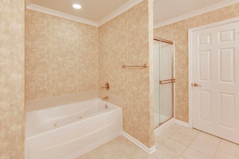 Tiny photo for 1960 Crenshaw Circle #1960, Vernon Hills, IL 60061 (MLS # 12703105)