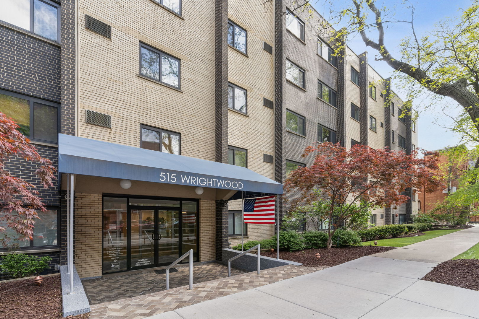 515 W WRIGHTWOOD Avenue 217