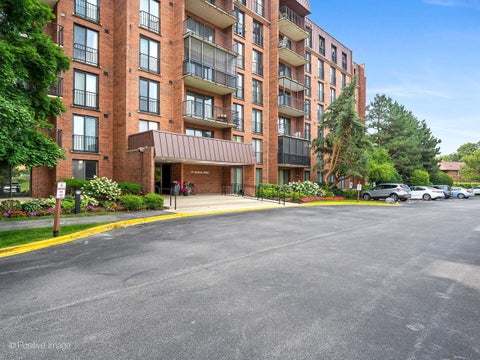 111 Acacia Drive Unit 315, Indian Head Park, IL 60525 - #: 12736770