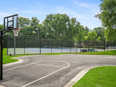 Tiny photo for 111 Acacia Drive #315, Indian Head Park, IL 60525 (MLS # 12736770)