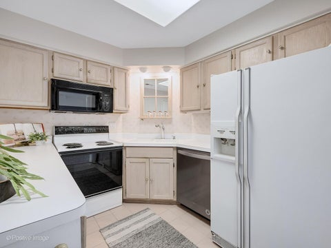 Tiny photo for 111 Acacia Drive #315, Indian Head Park, IL 60525 (MLS # 12736770)