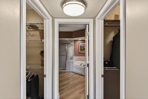 Tiny photo for 201 N Vail Avenue #807, Arlington Heights, IL 60004 (MLS # 12658161)