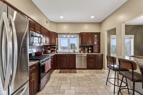 Tiny photo for 201 N Vail Avenue #807, Arlington Heights, IL 60004 (MLS # 12658161)