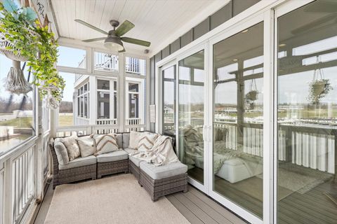 Tiny photo for 212 Leeward Way, Ottawa, IL 61350 (MLS # 12590693)