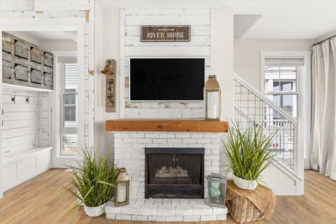 Tiny photo for 212 Leeward Way, Ottawa, IL 61350 (MLS # 12590693)