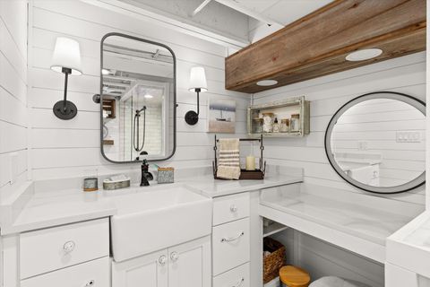 Tiny photo for 212 Leeward Way, Ottawa, IL 61350 (MLS # 12590693)