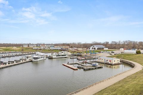 Tiny photo for 212 Leeward Way, Ottawa, IL 61350 (MLS # 12590693)