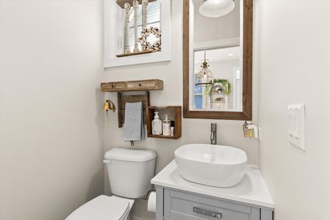 Tiny photo for 212 Leeward Way, Ottawa, IL 61350 (MLS # 12590693)