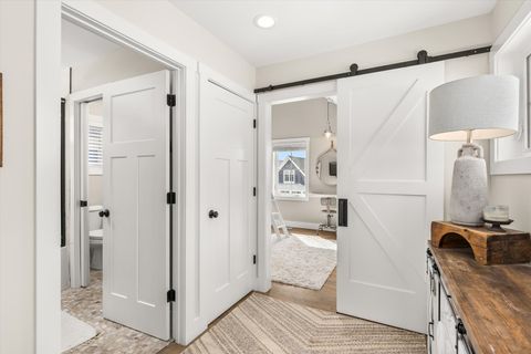 Tiny photo for 212 Leeward Way, Ottawa, IL 61350 (MLS # 12590693)