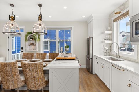 Tiny photo for 212 Leeward Way, Ottawa, IL 61350 (MLS # 12590693)