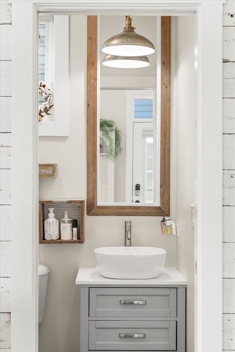 Tiny photo for 212 Leeward Way, Ottawa, IL 61350 (MLS # 12590693)