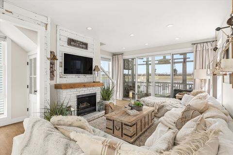 Tiny photo for 212 Leeward Way, Ottawa, IL 61350 (MLS # 12590693)