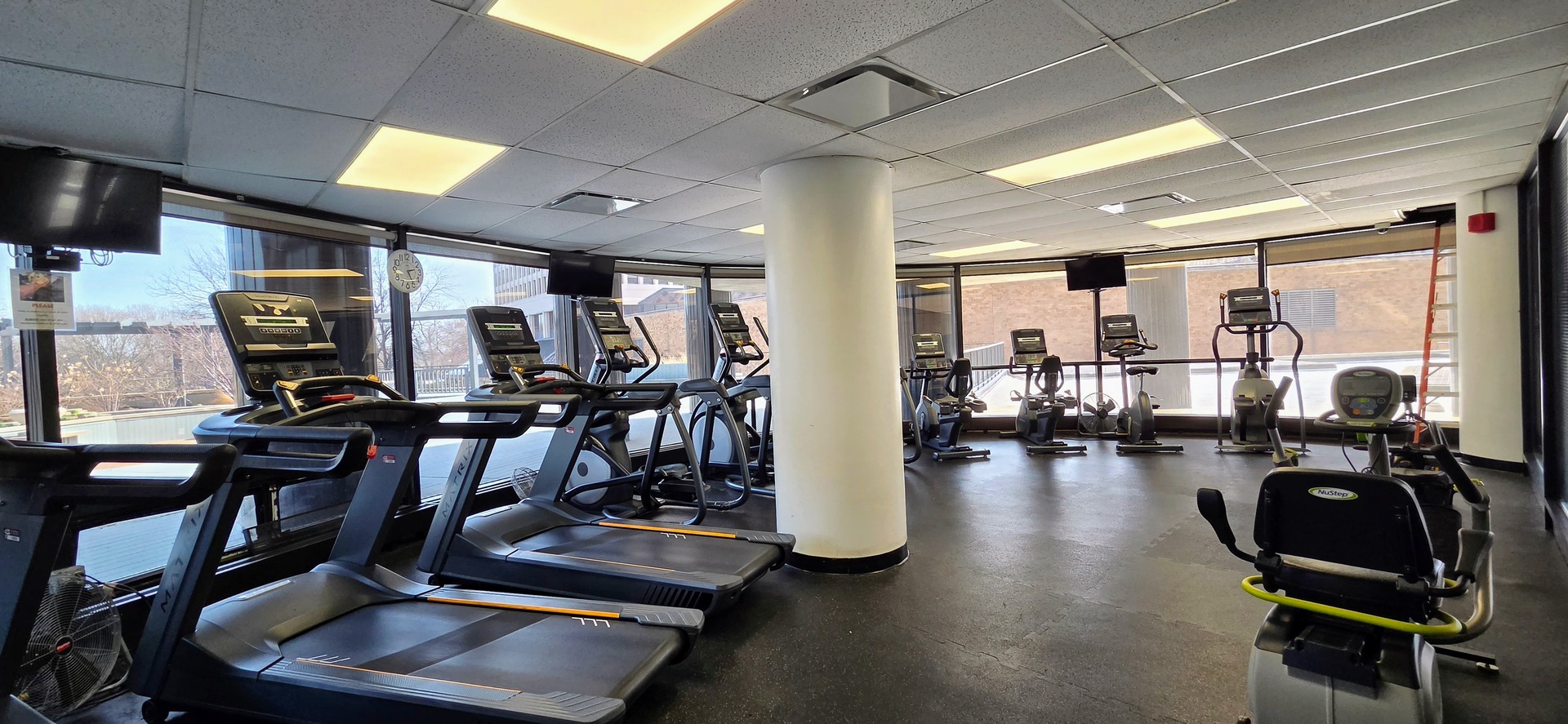 5415 N Sheridan Road 1414