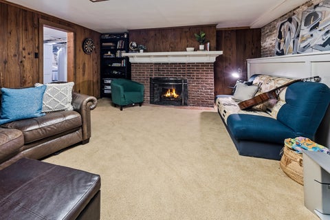 Tiny photo for 600 N Ridgeland Avenue, Oak Park, IL 60302 (MLS # 12776824)