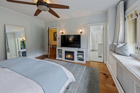 Tiny photo for 600 N Ridgeland Avenue, Oak Park, IL 60302 (MLS # 12776824)