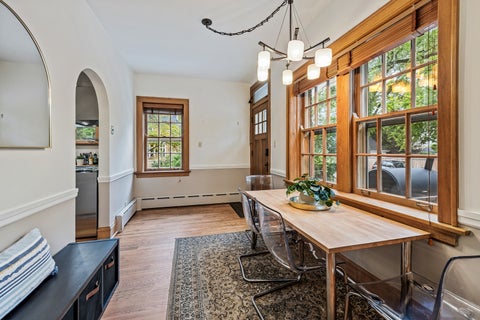 Tiny photo for 600 N Ridgeland Avenue, Oak Park, IL 60302 (MLS # 12776824)