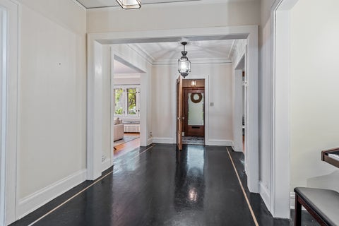 Tiny photo for 600 N Ridgeland Avenue, Oak Park, IL 60302 (MLS # 12776824)