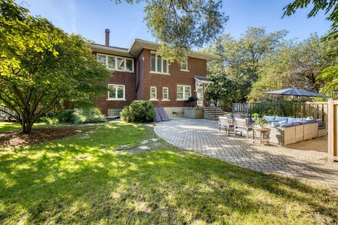 Tiny photo for 600 N Ridgeland Avenue, Oak Park, IL 60302 (MLS # 12776824)