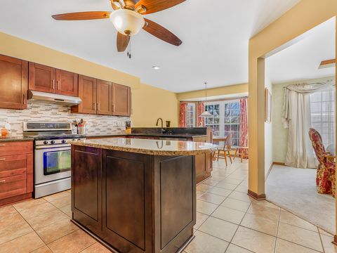 Tiny photo for 113 Dijon Court, Bloomingdale, IL 60108 (MLS # 12596989)