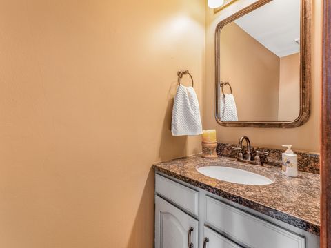 Tiny photo for 113 Dijon Court, Bloomingdale, IL 60108 (MLS # 12596989)