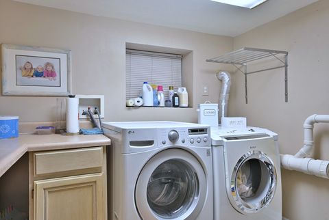Tiny photo for 623 S Prospect Avenue, Park Ridge, IL 60068 (MLS # 12499747)
