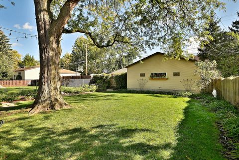 Tiny photo for 623 S Prospect Avenue, Park Ridge, IL 60068 (MLS # 12499747)